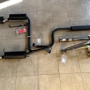 Выхлоп AMG Hyundai Accent 16V, серия Mute, раздвоенные насадки Akrapovic Выхлоп AMG Hyundai Accent 16V, серия Mute, раздвоенные насадки Akrapovic